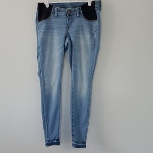 Old navy rockstar maternity pants